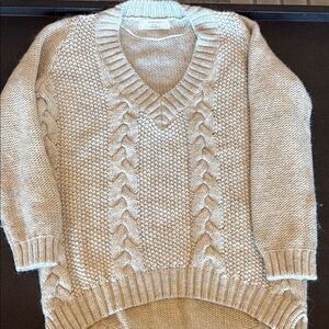 Zara Knit Cream V-Neck Cable Sweater wool/ alpaca oversized size Medium